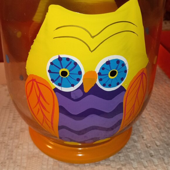 BEAUTIFUL CLEAR GLASS JAR / VASE WITH A COLORFUL OWL OF BEAUTY - Picture 4 of 7